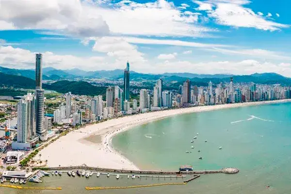 Vista da cidade de Itapema, Santa Catarina
