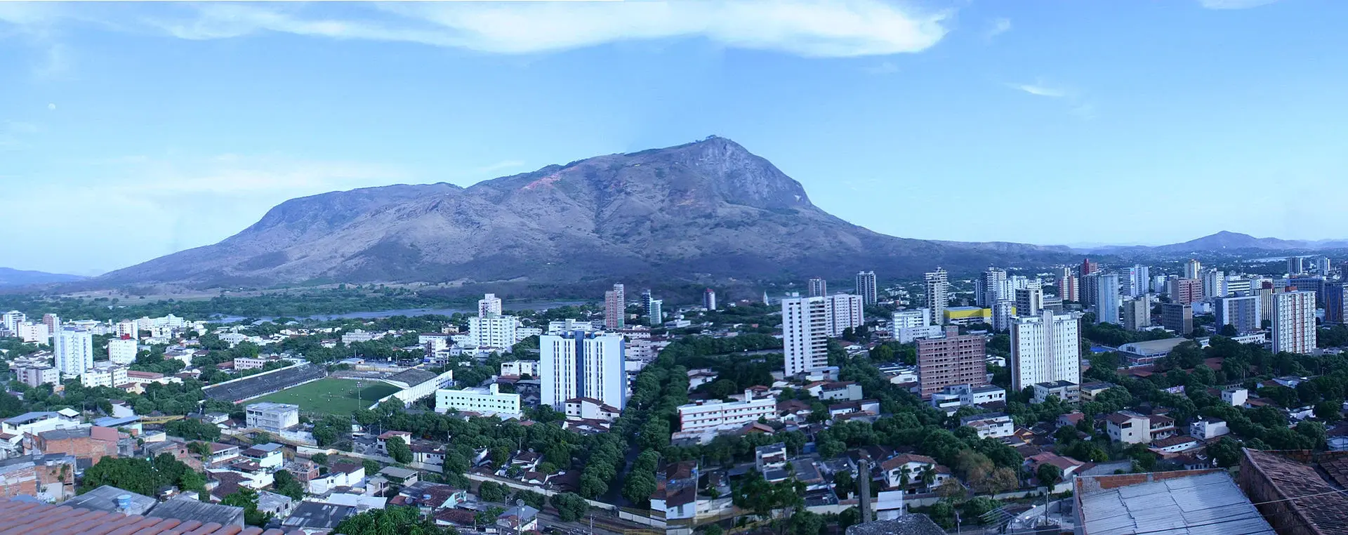 Vista da cidade de Governador Valadares, Minas Gerais