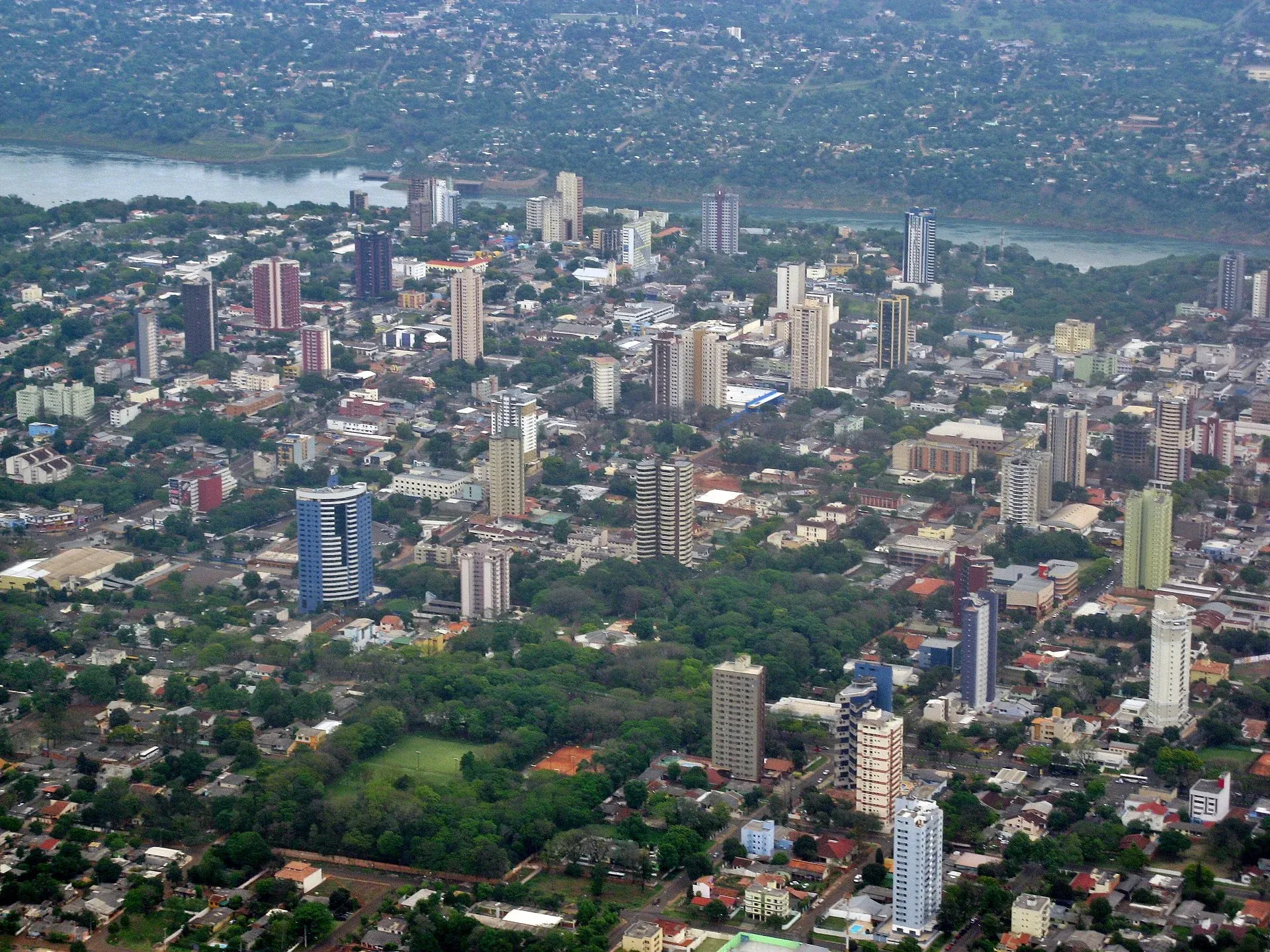 Vista da cidade de Foz do Iguaçu, Paraná