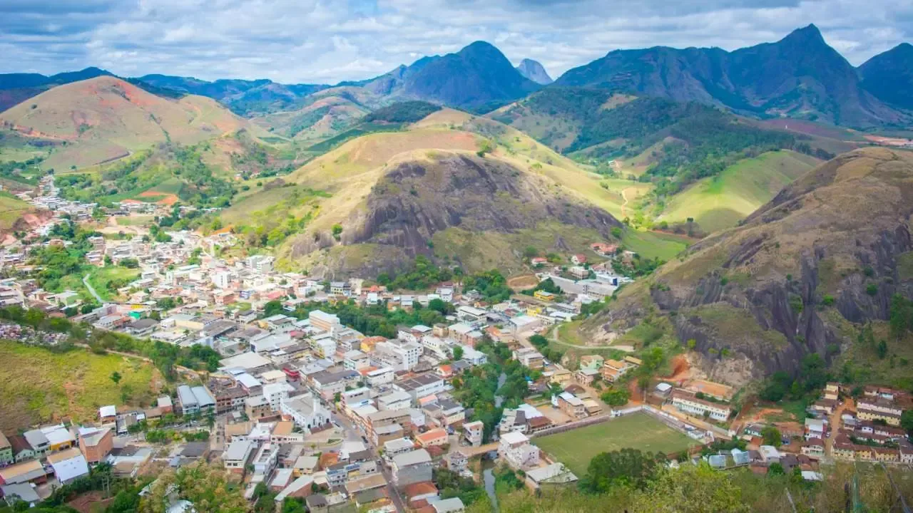 Vista da cidade de Lajinha, Minas Gerais