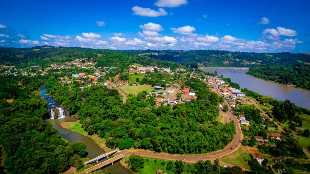 Vista da cidade de Porto Vitória, Paraná